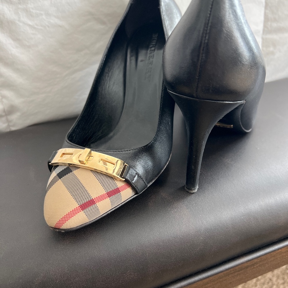 Burberry Black heels